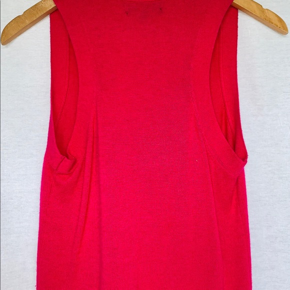 Express 4 Button Vest W pocket - Picture 2 of 5